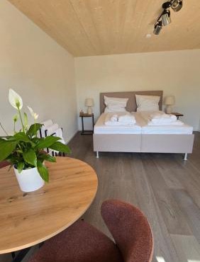 Quiet Guest Apartment in Peißenberg