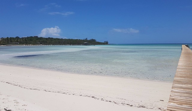 Quiet Island Cottage-fishing/shelling/beaching/2 kayaks included