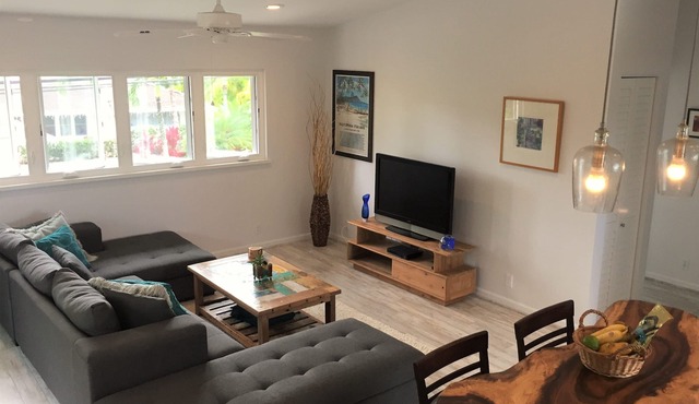 Quiet, Private, Beachy 2-bedroom, Walk to Kailua Beach, A/C