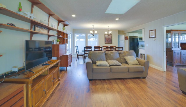 Quiet Salinas Vacation Rental 10 Mi to Beach