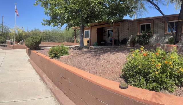 Quiet spacious home in Cul-de-sac near downtown