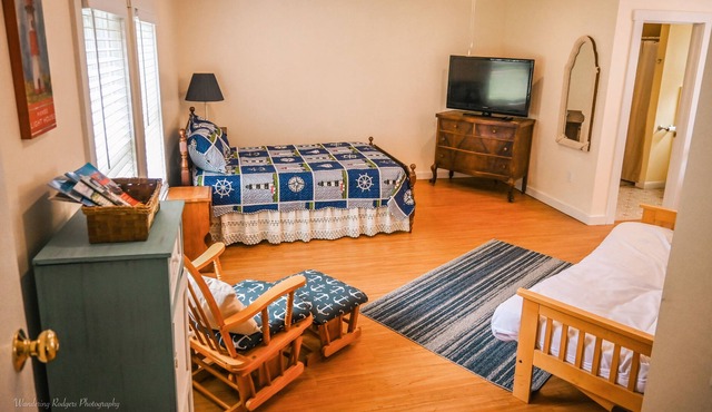 Quiet Studio close to all that Coastal Maine has to offer!