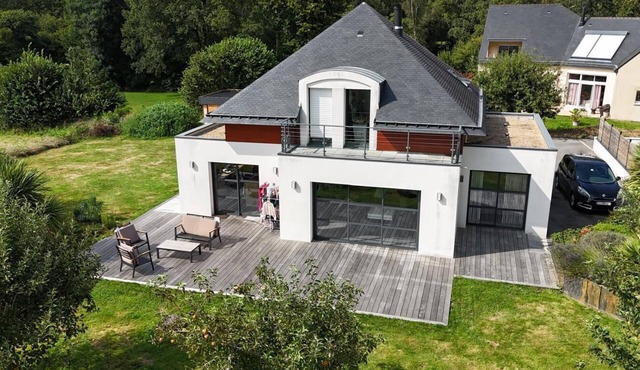 Quiet time in Morbihan, 20 minutes from the beaches.