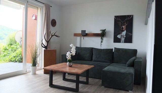 Quiet vacation apartment (50m2) with distant view