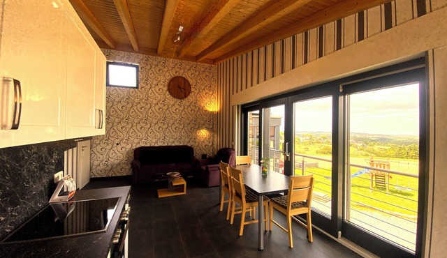 Quiet vacation apartment by the pond with a unique view Pets allowed