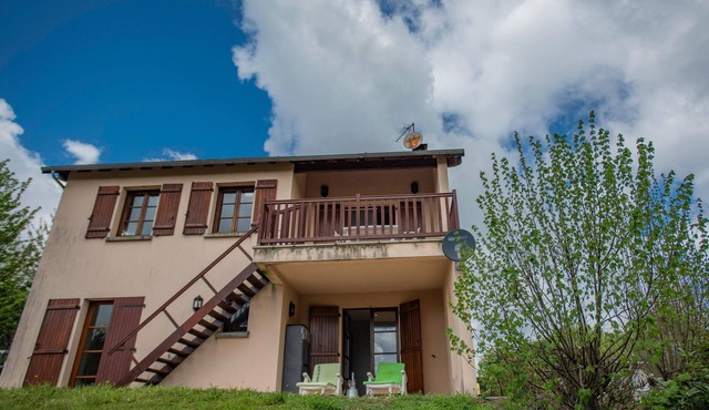 Quietly located holiday home with private pool