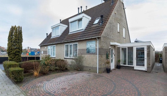 Quietly located apartment at the outskirts of Domburg