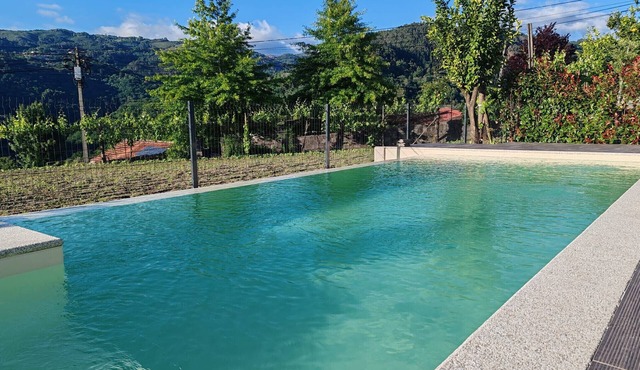 Quinta da Lagoa - peaceful retreat by Gerês Casas