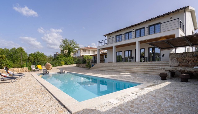 Quinta De Fundevila - Private farm with 3 suites