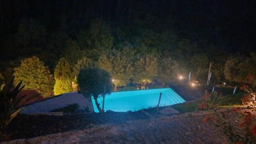 Quinta do ribeiro - refugio romântico com piscina panorâmica junto ao Geres