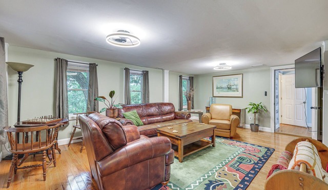 Quintessential New England Home w/Patio & Grill!