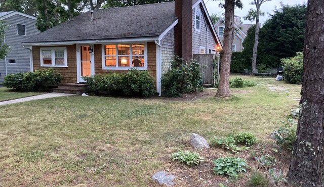Quintessential Popponesset Beach Cottage - 2 Blocks to Beach