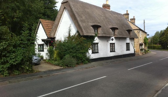 Quirky 18th Century Thatched Cottage