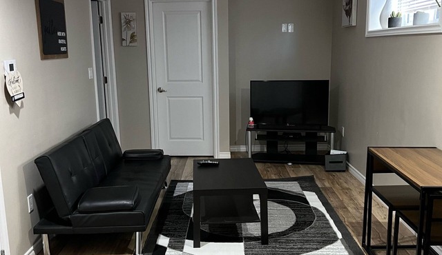 Quite and Cozy 1 Bedroom Suite@Rosewood, Saskatoon. Parks and eating close by