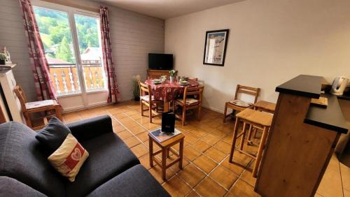 Résidence Saint Guibert - Appartement au coeur du vieux village MAE-1261