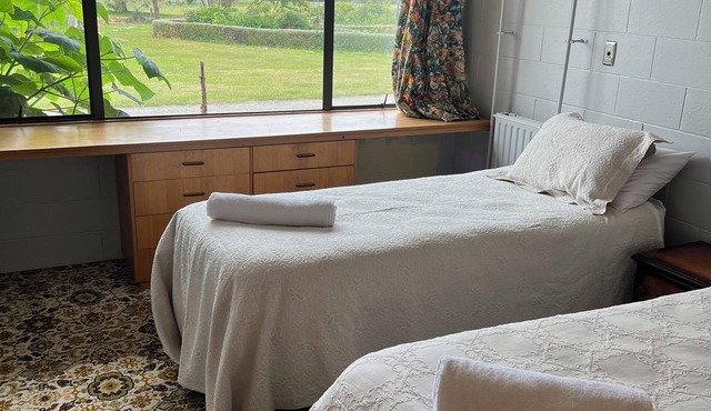 R2Quiet country setting close to ski fields, Levels Raceway and Fonterra factory