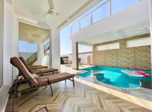 R61 Sunset Chalet