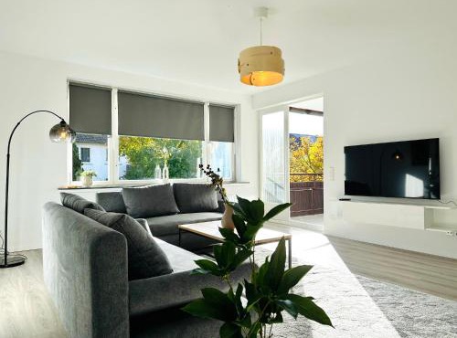 Rabenberg Duo- 12 Personen- 2 Bäder- 2 Küchen- Parkplatz- Terrasse- Balkon
