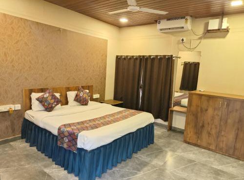 Raghunandan Resort