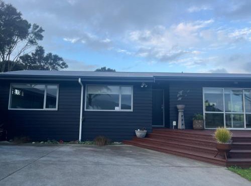 RAGLAN - FULLY self contained 1 bedroom
