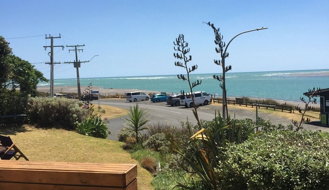 Raglan Ocean Beach View