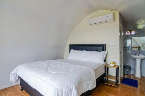 Rainbow Glamping