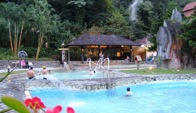 Rainbow Resort