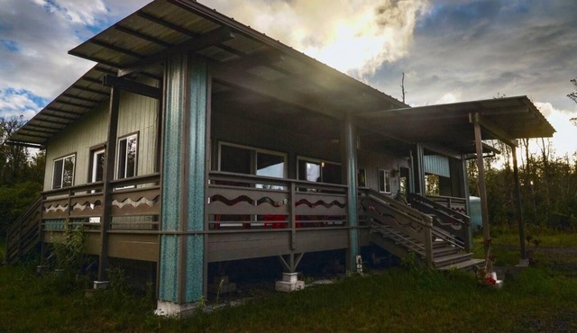 Rainforest Volcano Retreat – As Seen on TV! Near Volcanoes Nat’l Park