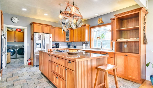 Rainier Home on 20 Acres w/Blueberry Farm!