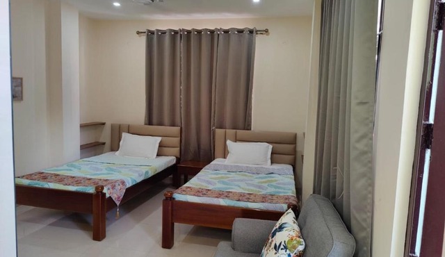Rajhans Homestay