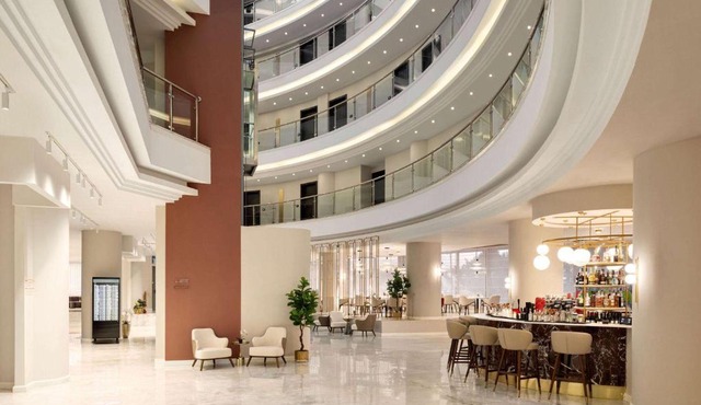 Ramada by Wyndham Bucharest Otopeni Airport