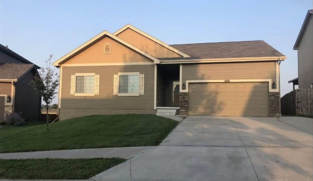 Ranch style Home Located in West Omaha