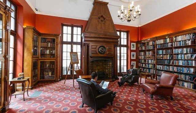 Rand Club Suites