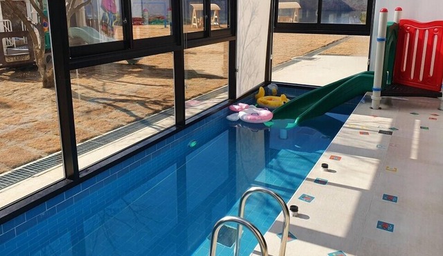 Rapportheim Pool Villa Jeollabuk Wanju