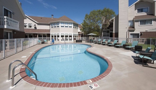Rare Gem! Onsite Pool, Pet-Friendly Property Close to Cascade Bay Waterpark
