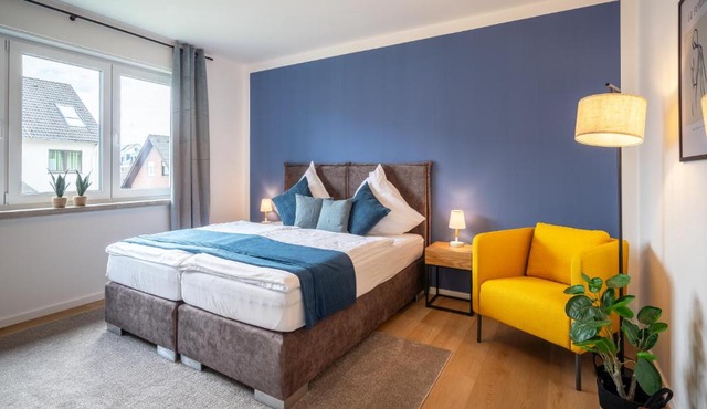 RAW-Flat Meier - Modern - Stylisch - Balkon - Netflix