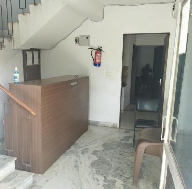 Rayal Inn