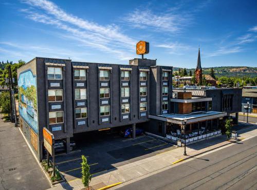 Rayland Hotel