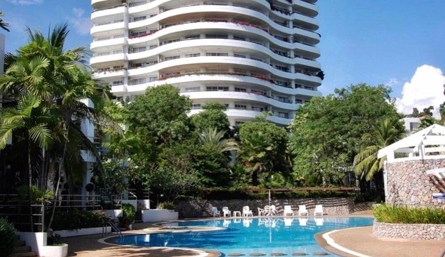 Rayong Relaxing Hide Out, 230 sqm spacious condo