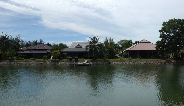 Rayong Rental Pool Villas