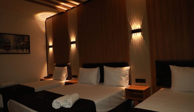Rays Hotel