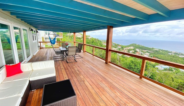 Recently Built! - 3 Bed/3 Bath House with Amazing View & Large Private Deck