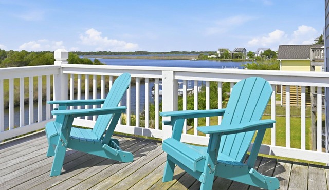Recently Updated, 2 King Suites, Community Pool, Private Dock, Tennis Courts