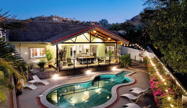 RECENTLY UPDATED Playa Hermosa Villa 3BR Private Pool Walk to Beach Graceland 3