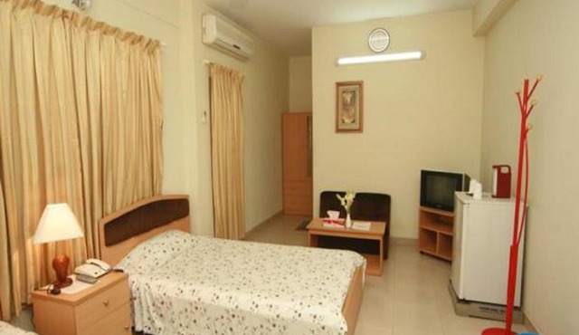 Red Chillies Restaurant and Guest house