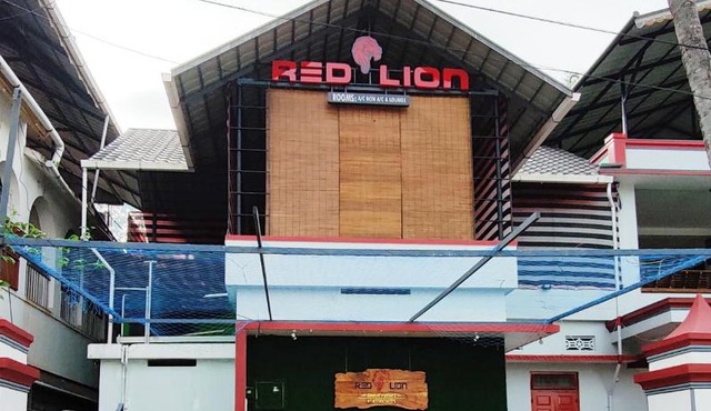 RED LION