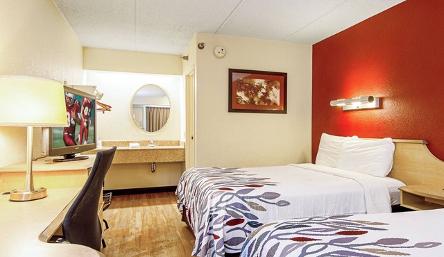 Red Roof Inn Greensboro Coliseum