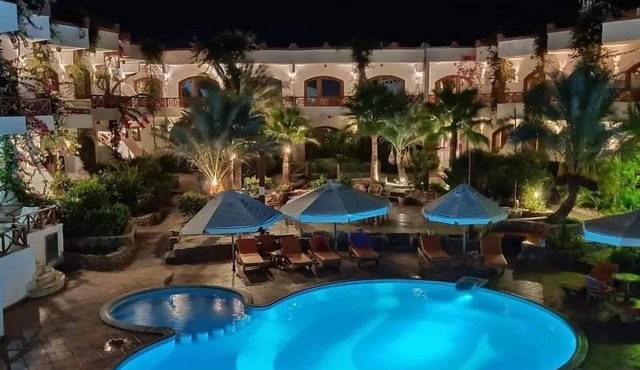 Red Sea Relax