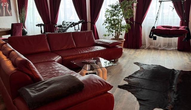 Red Silence I Design Suite near Koblenz I Experience, Not Standard