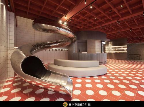 Reddot Hotel